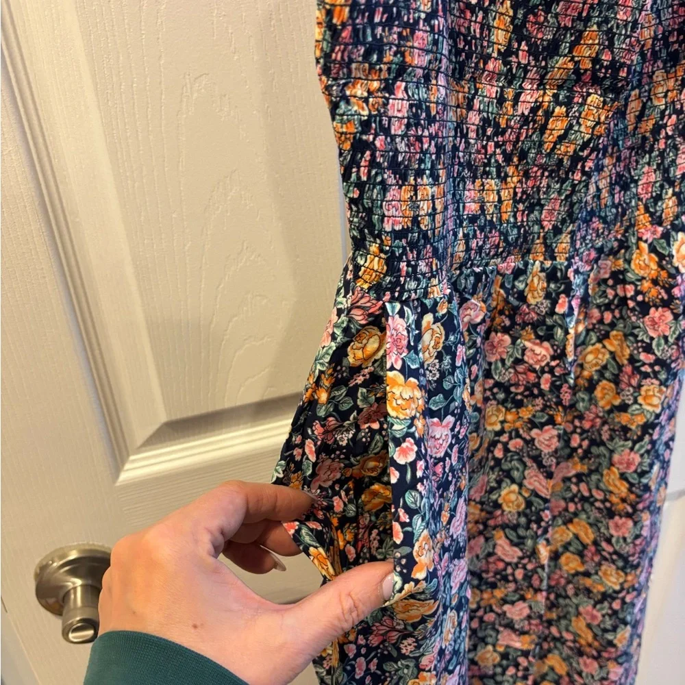 Old Navy Navy Floral Cami Dress - Picture 3 of 4